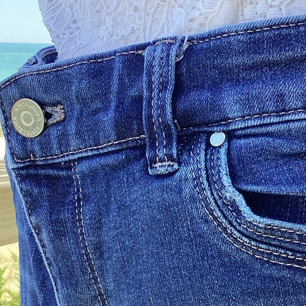 White House Black Market Slim Crop Jeans - Picture 12 of 14